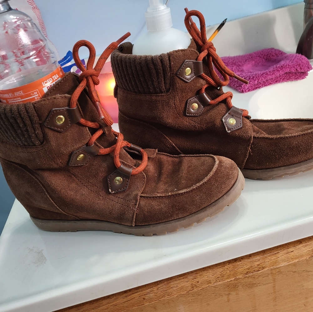 Tommy Hilfiger wedge booties